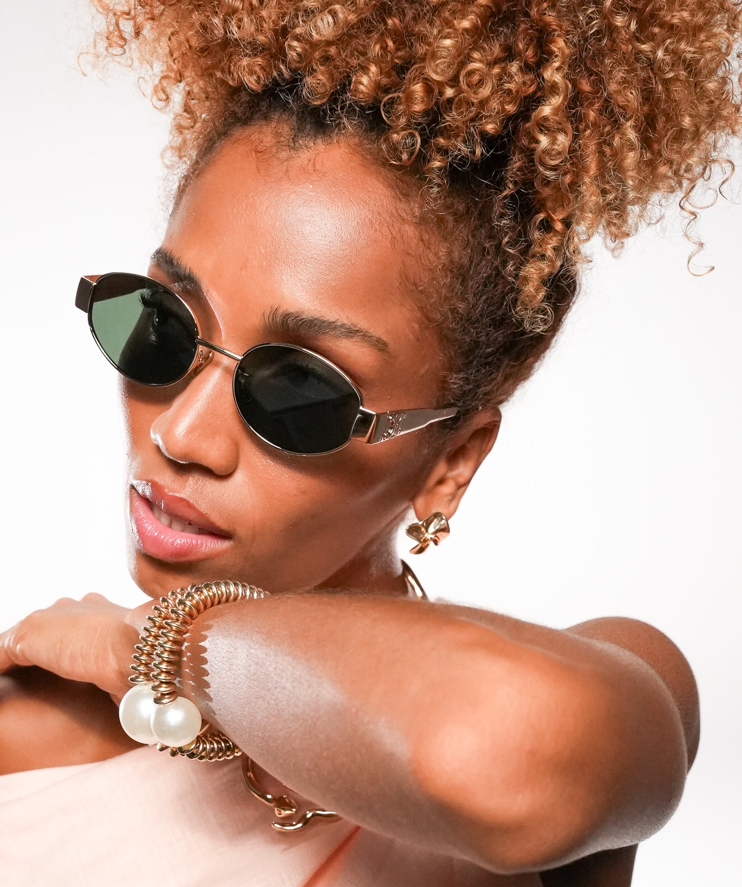 Celine CL40235U Triomphe Metal Gold Green