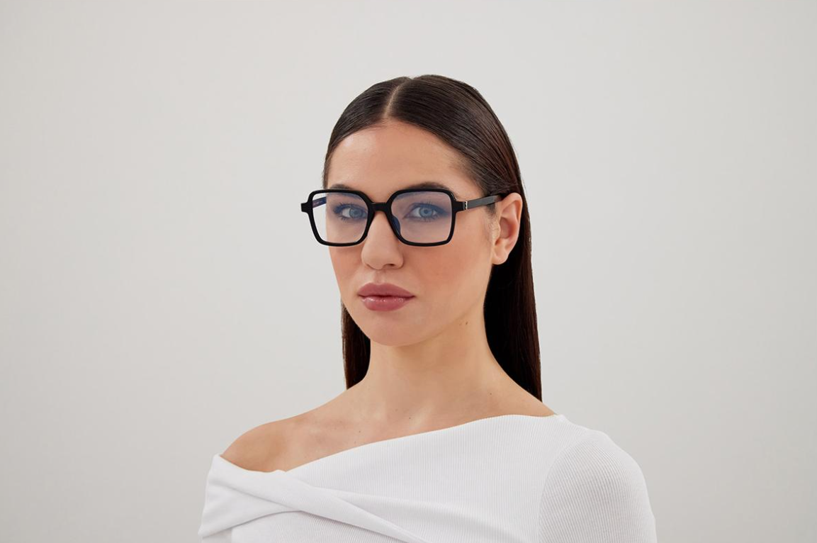 Saint Laurent SL M139 001 54-18 Sunglasses Women's Solid Black