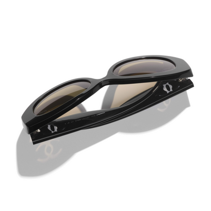 Chanel 5528 501/w1 53 Black Clear Logo Grey Brown Polarized Sunglasses CH5528
