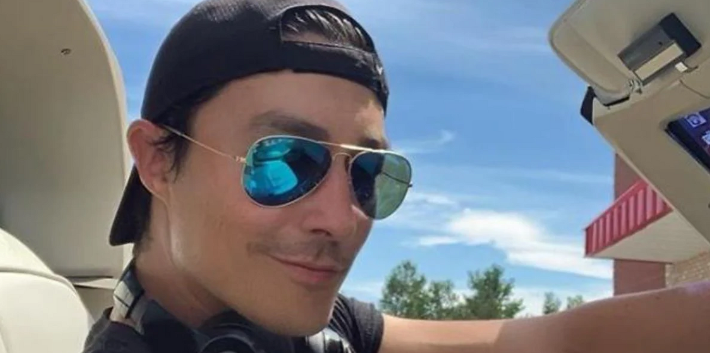 Ray Ban RB3025 112/4L Sunglasses Aviator Metal Polarized Blue Mirror